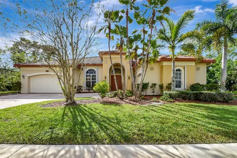 8123 Woodslanding Trail West Palm Beach FL 33411
