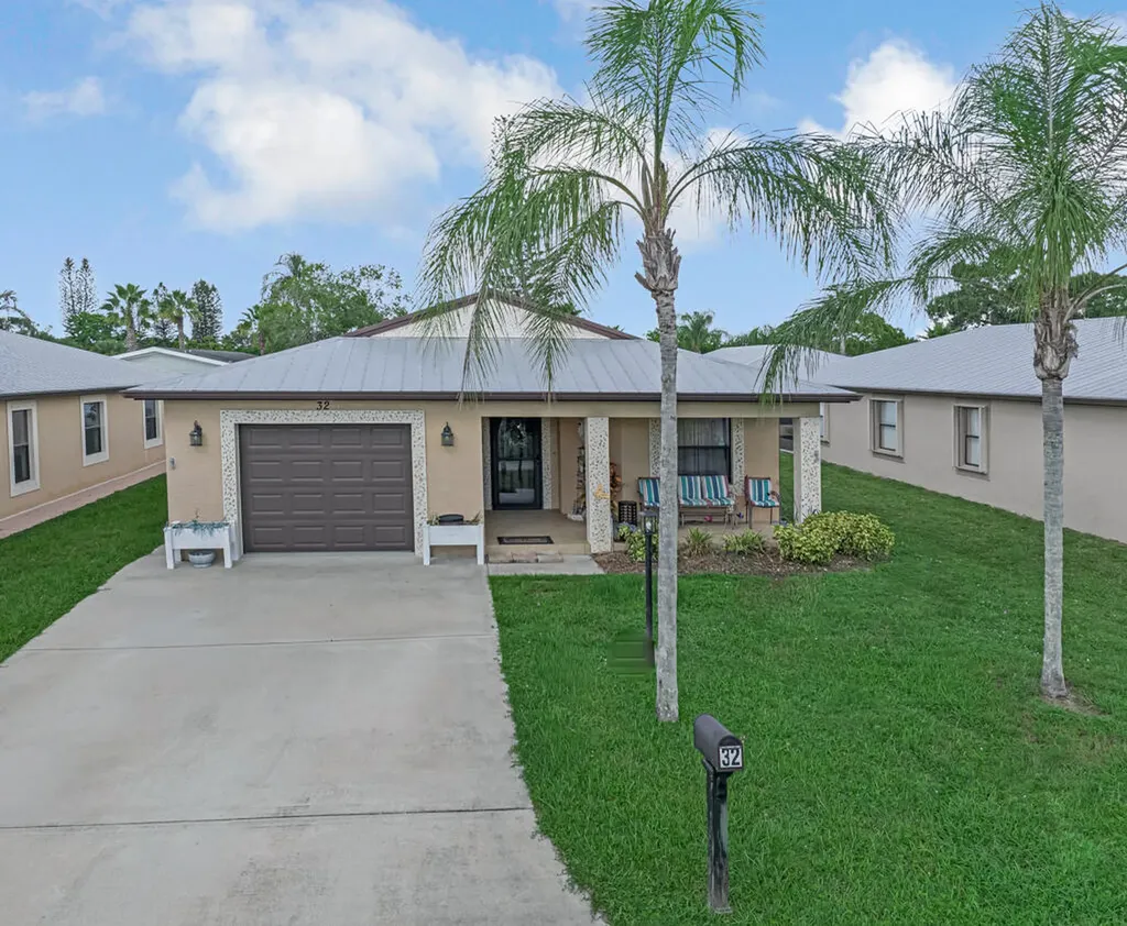 32 Oro Grande Way Port St Lucie FL 34952