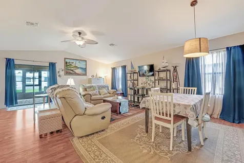32 Oro Grande Way Port St Lucie FL 34952
