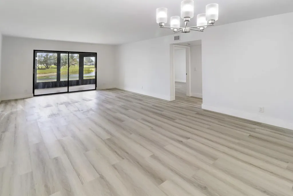 7270 Ashford Place Delray Beach FL 33446