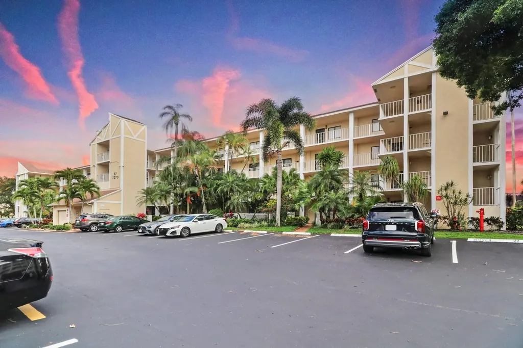 7270 Ashford Place Delray Beach FL 33446