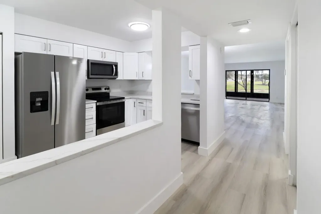7270 Ashford Place Delray Beach FL 33446