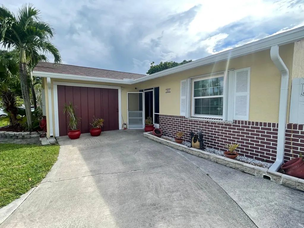 1063 Concert Way Royal Palm Beach FL 33411