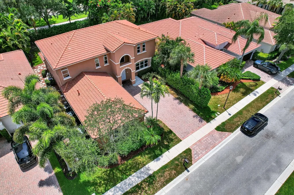 247 Sedona Way Palm Beach Gardens FL 33418