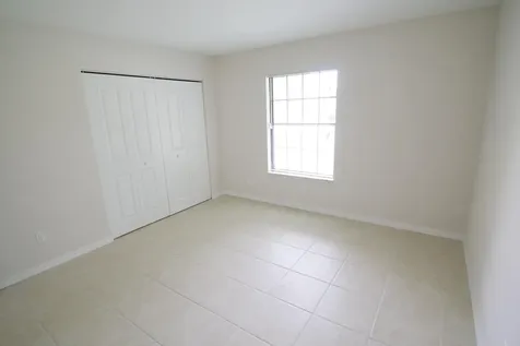 2256 SE East Dunbrooke Circle Port St Lucie FL 34952