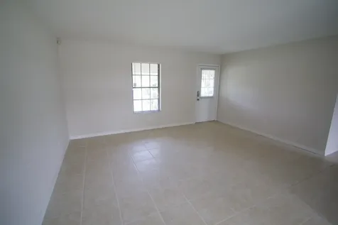 2256 SE East Dunbrooke Circle Port St Lucie FL 34952