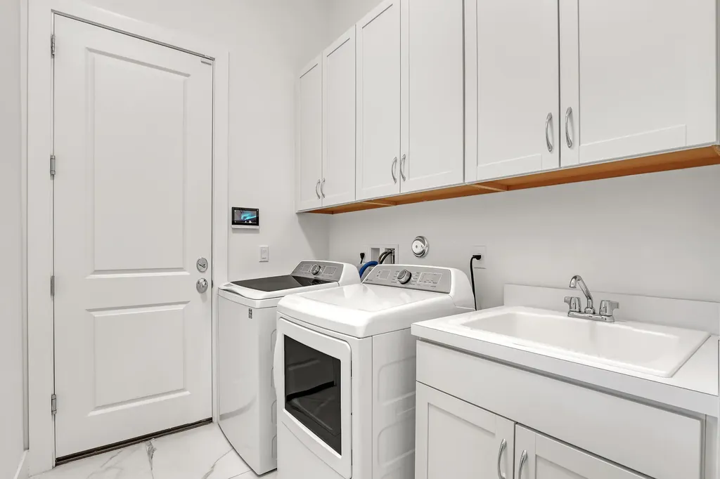 13501 Artisan Circle Palm Beach Gardens FL 33418