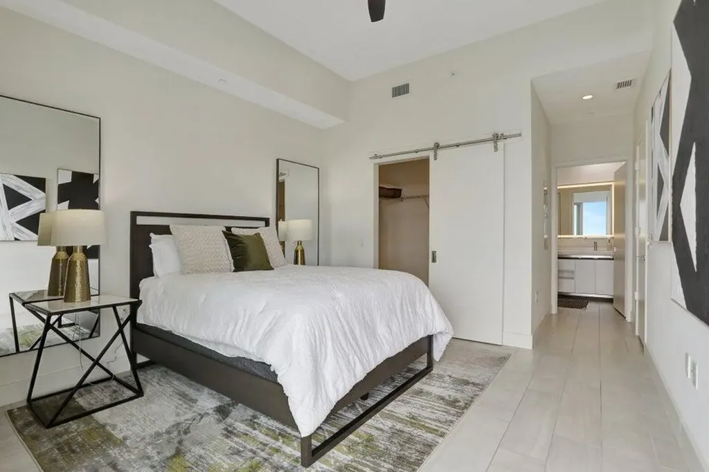 2000 Metropica Way Sunrise FL 33323
