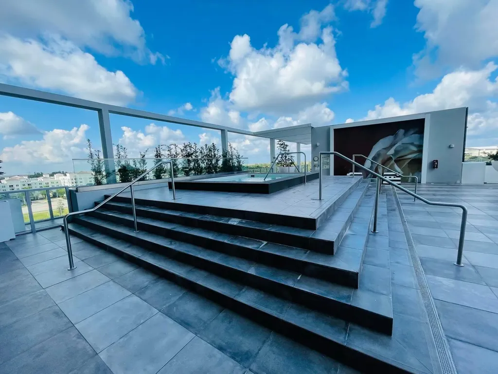 2000 Metropica Way Sunrise FL 33323