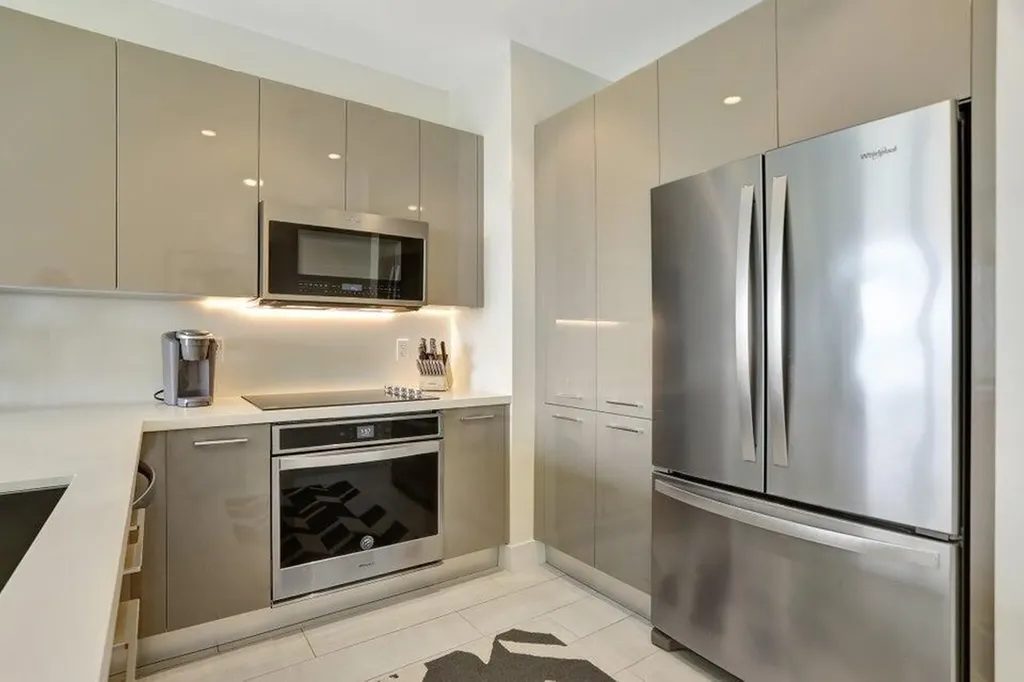2000 Metropica Way Sunrise FL 33323