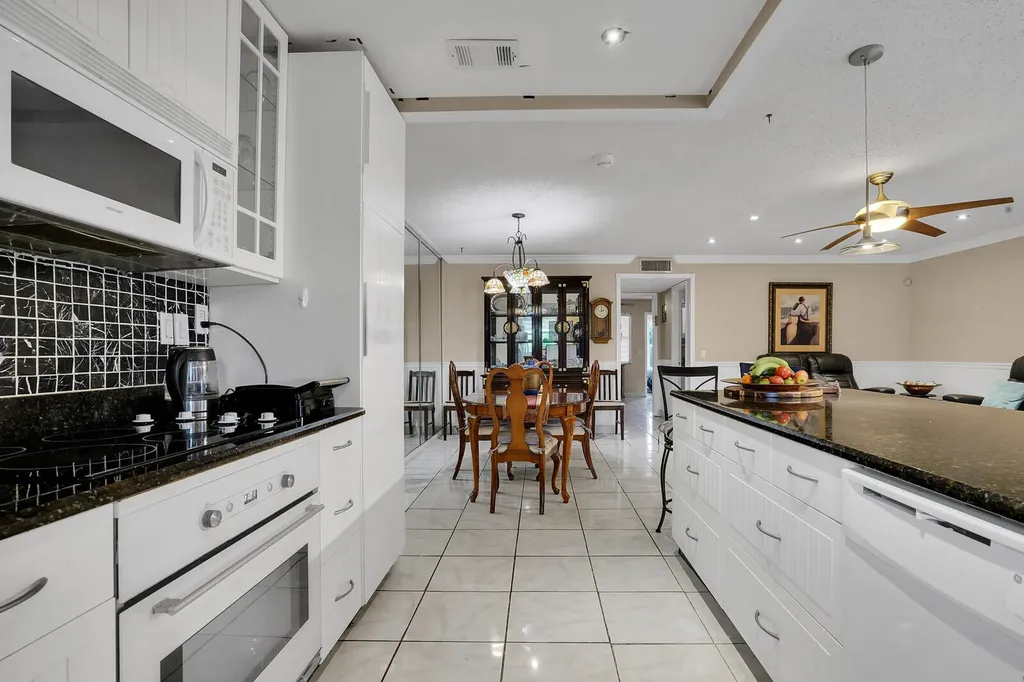 902 South Drive Delray Beach FL 33445