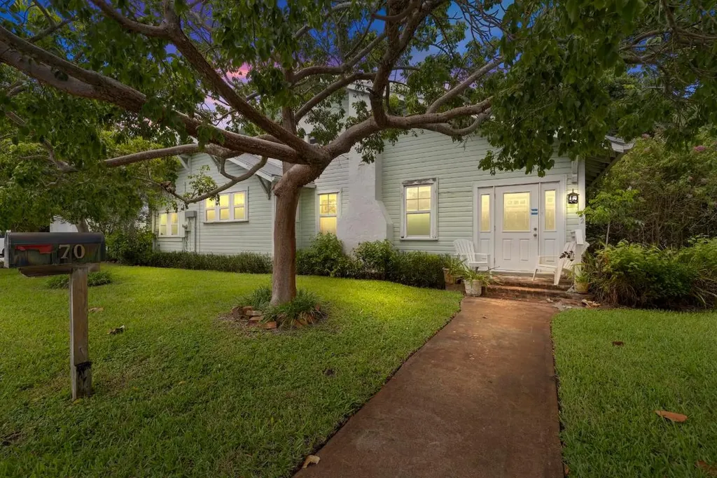 702 N Swinton Avenue Delray Beach FL 33444