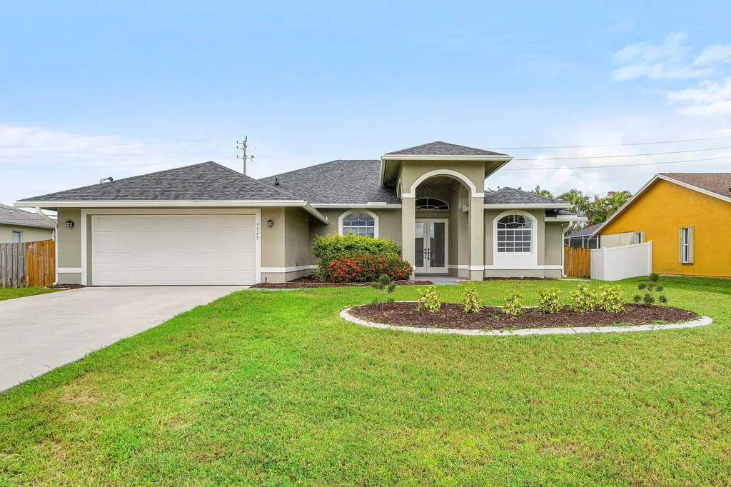 3425 SE Bevil Avenue Port St Lucie FL 34984