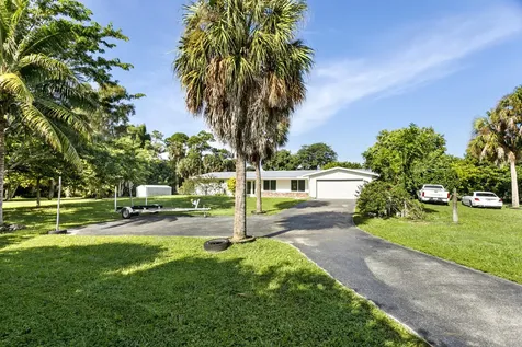 5200 Club Road Haverhill FL 33415