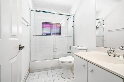 15822 SW 10th Street Pembroke Pines FL 33027