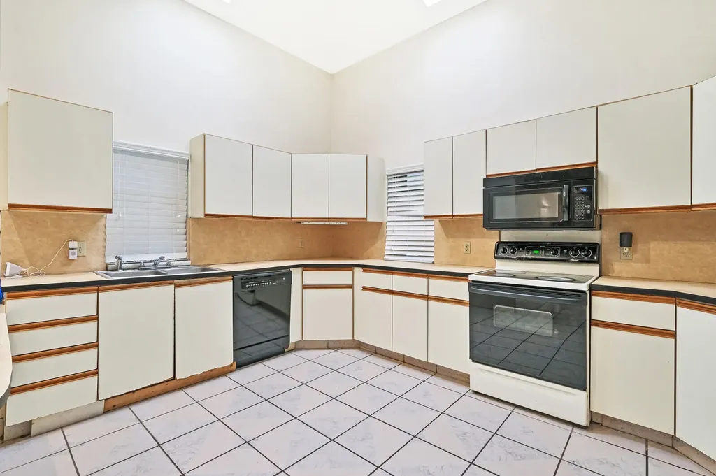 17520 Bridle Court NW Jupiter FL 33478