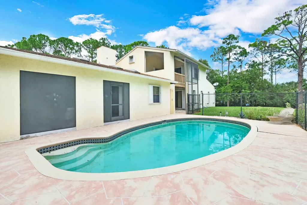 17520 Bridle Court NW Jupiter FL 33478