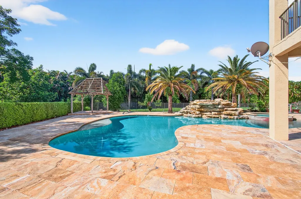 9576 Equus Circle Boynton Beach FL 33472