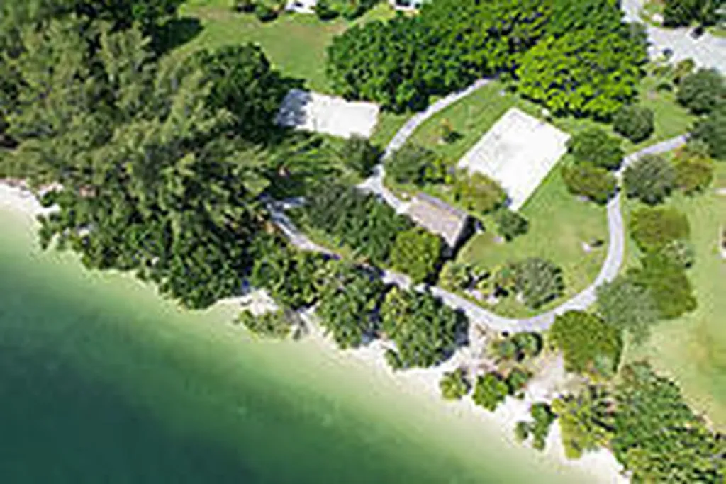 1950 Portage Landing N North Palm Beach FL 33408