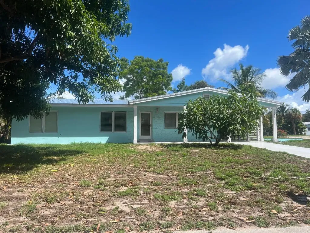 1395 NE Flora Place Jensen Beach FL 34957