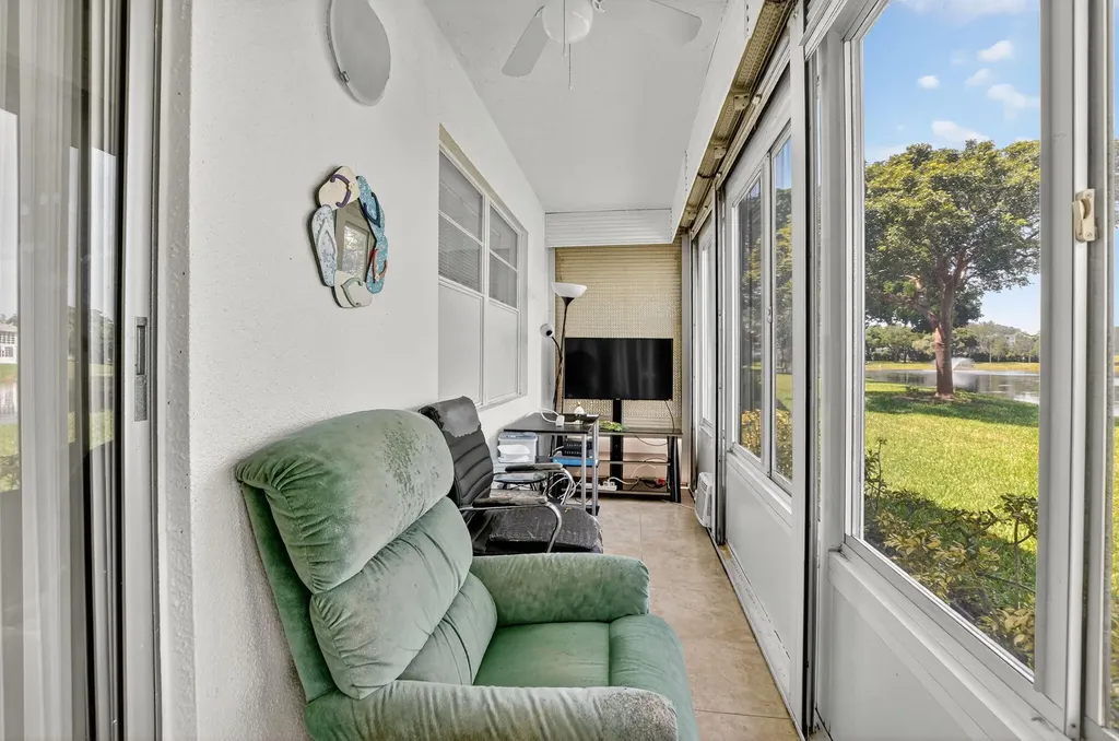 536 Durham S Circle Deerfield Beach FL 33442