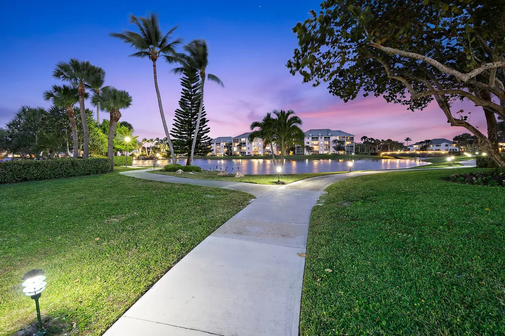 353 S Us Highway 1 Jupiter FL 33477