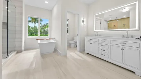 18433 SE Heritage Drive Tequesta FL 33469