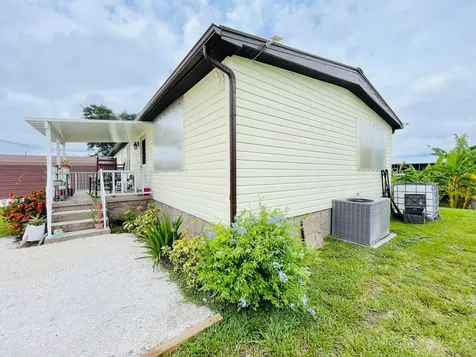 2301 SE 33rd Street Okeechobee FL 34974