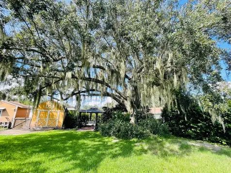 1610 Pruitts Landing Lake Placid FL 33852