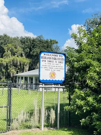 1610 Pruitts Landing Lake Placid FL 33852