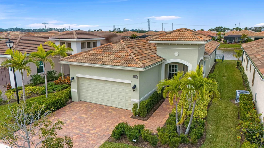 25074 SW Alberti Way Port St Lucie FL 34986
