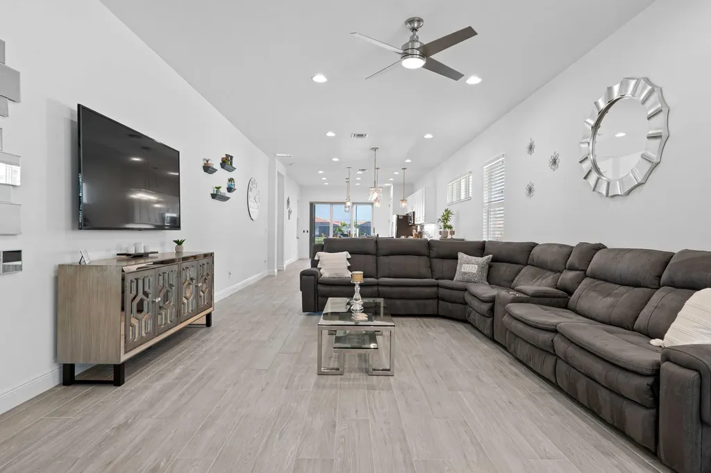 25074 SW Alberti Way Port St Lucie FL 34986