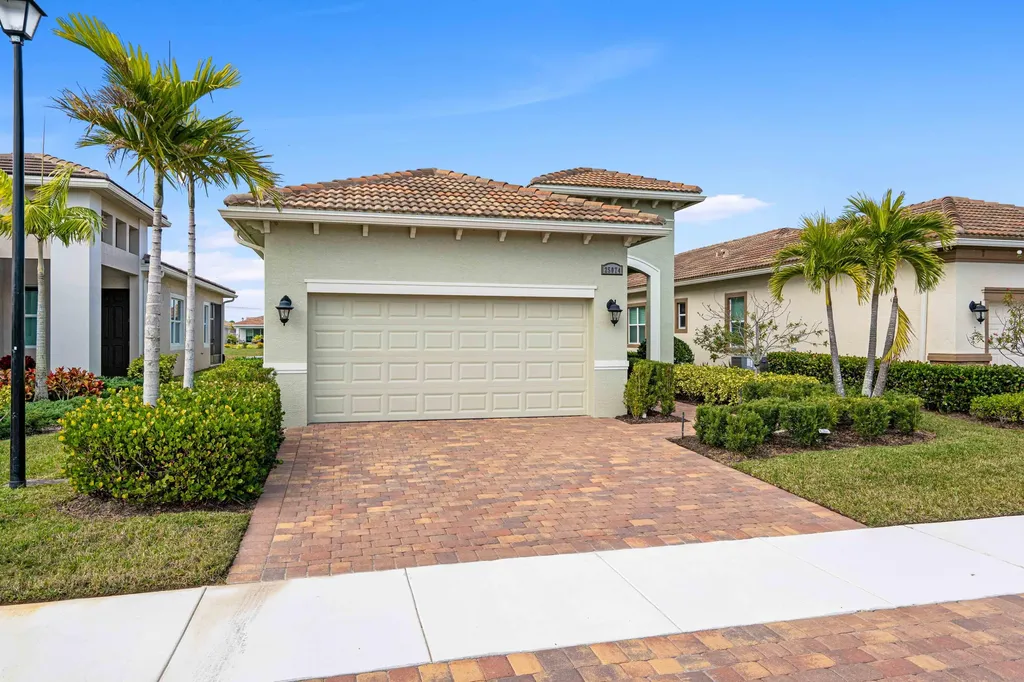 25074 SW Alberti Way Port St Lucie FL 34986