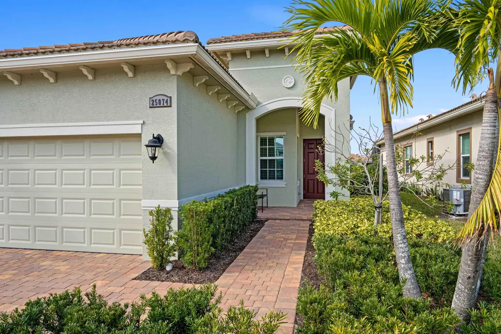 25074 SW Alberti Way Port St Lucie FL 34986