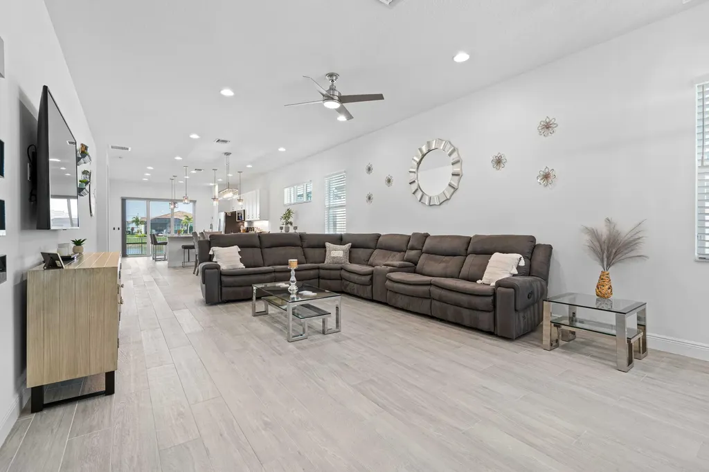 25074 SW Alberti Way Port St Lucie FL 34986