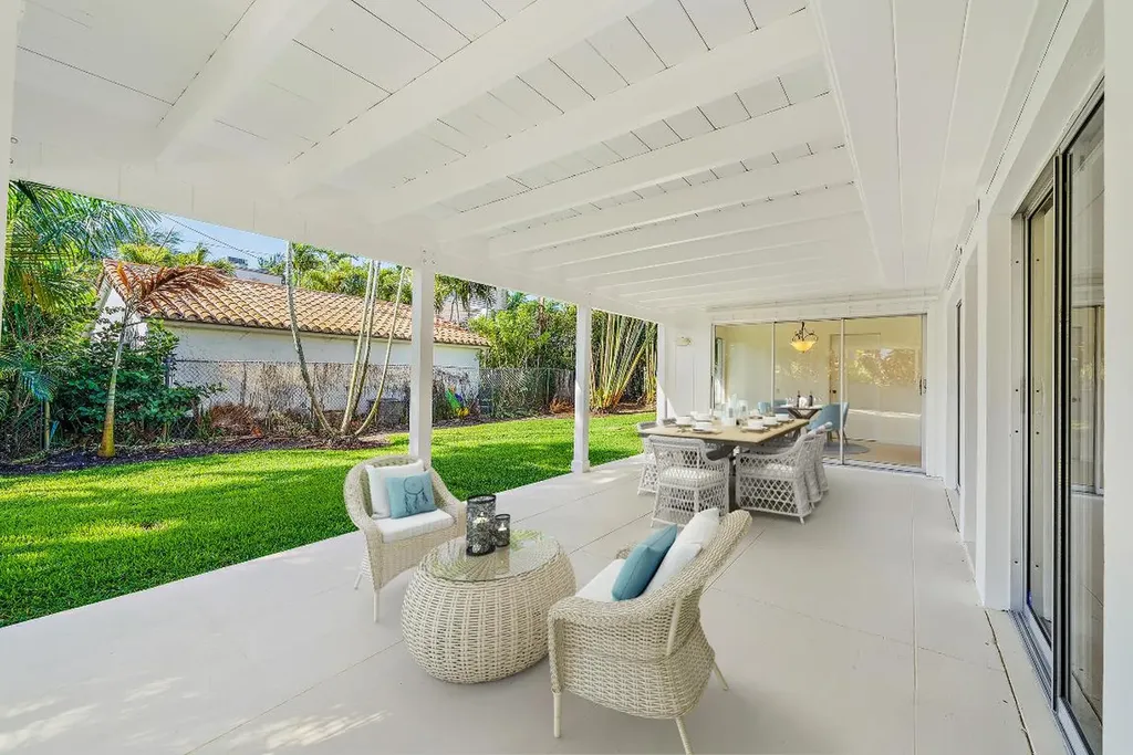 210 Russlyn Drive West Palm Beach FL 33405