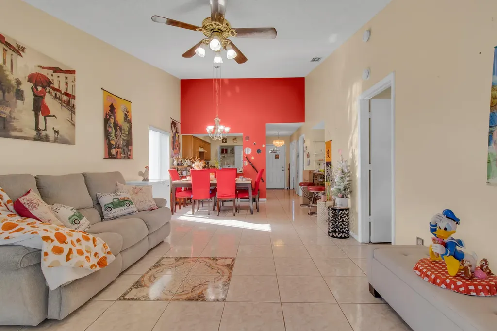 5617 Blue Shadows Court Orlando FL 32811