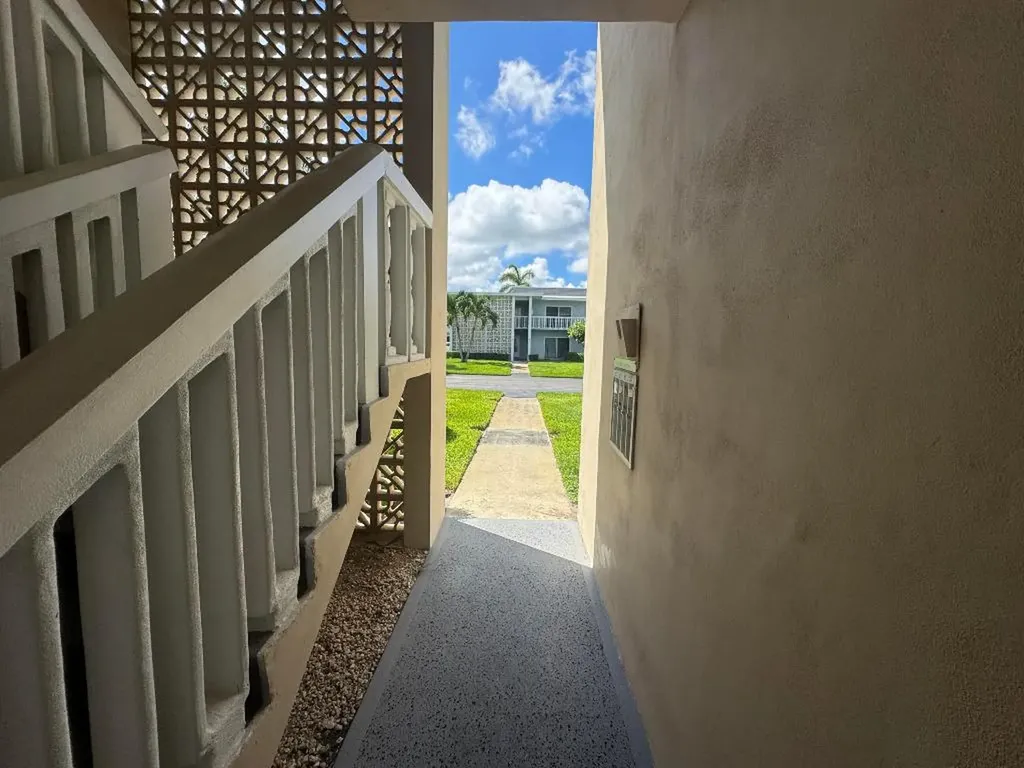 115 S South Boulevard Boynton Beach FL 33435