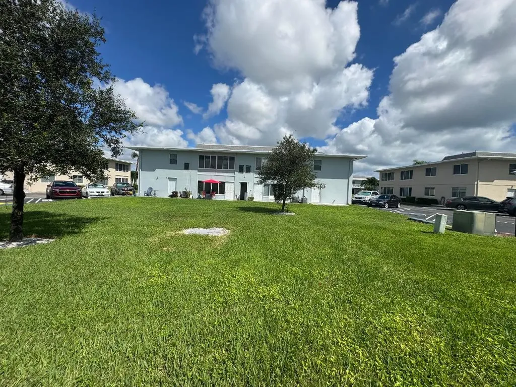 115 S South Boulevard Boynton Beach FL 33435