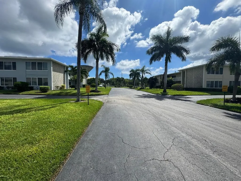 115 S South Boulevard Boynton Beach FL 33435