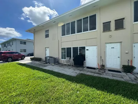 115 S South Boulevard Boynton Beach FL 33435