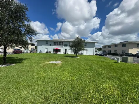 115 S South Boulevard Boynton Beach FL 33435