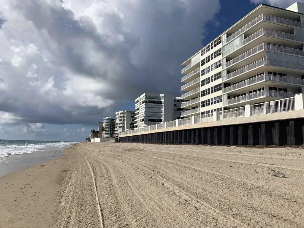 3546 S Ocean Boulevard South Palm Beach FL 33480