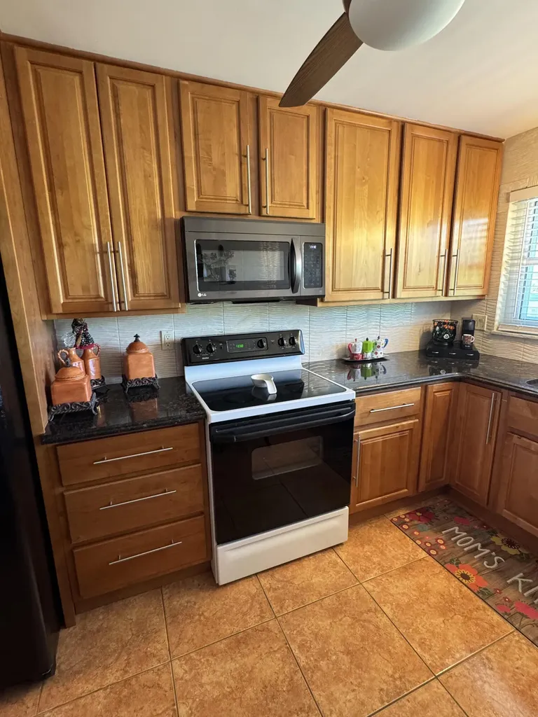 2010 S Federal Highway Boynton Beach FL 33435