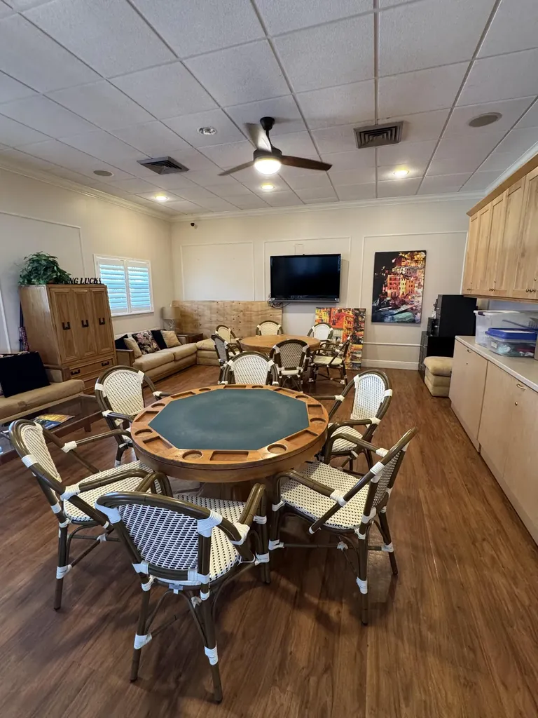 2010 S Federal Highway Boynton Beach FL 33435