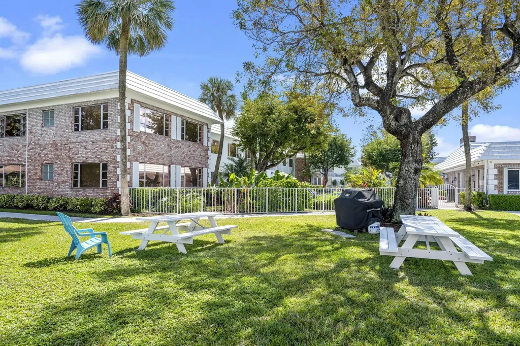 418 S Cypress Road Pompano Beach FL 33060