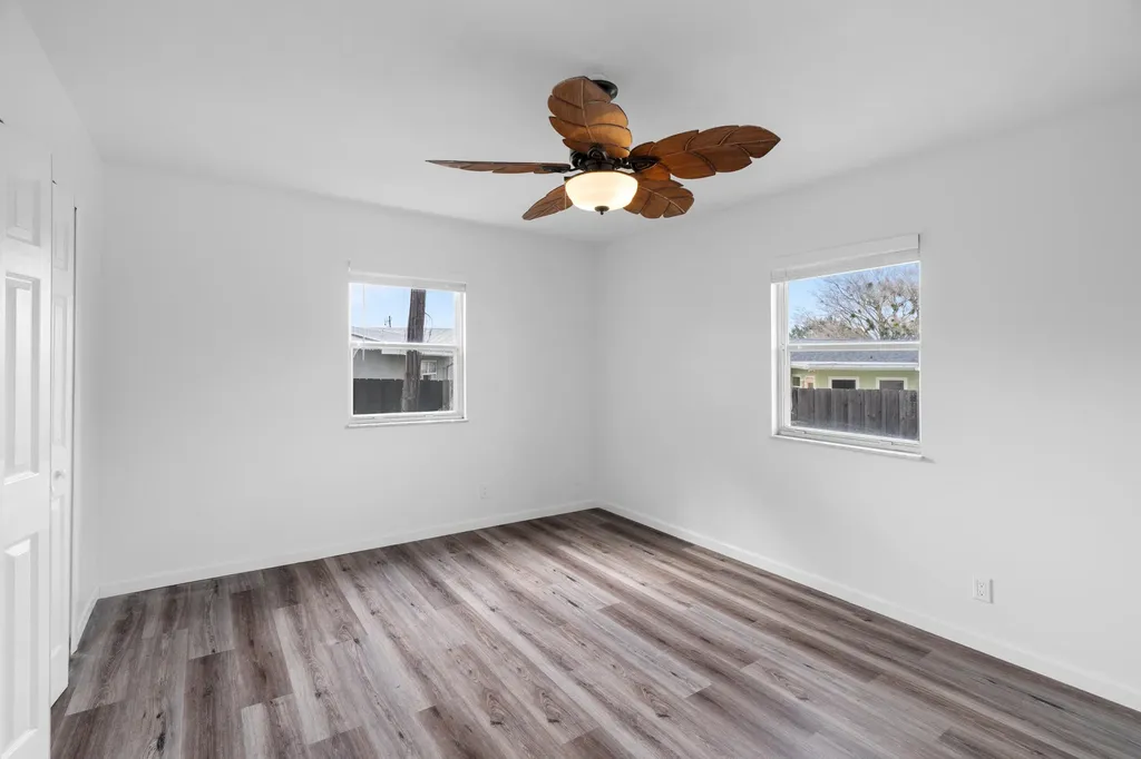 2331 NE 15th Court Jensen Beach FL 34957