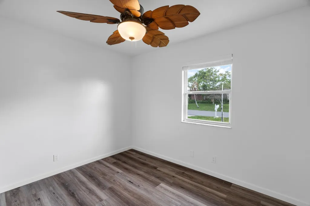 2331 NE 15th Court Jensen Beach FL 34957