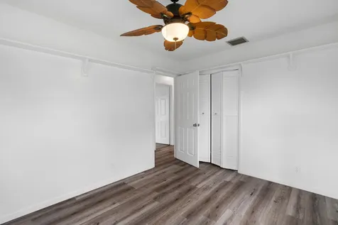 2331 NE 15th Court Jensen Beach FL 34957