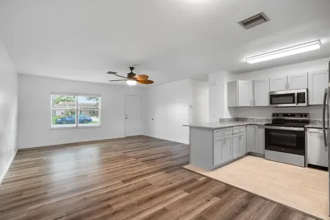 2331 NE 15th Court Jensen Beach FL 34957